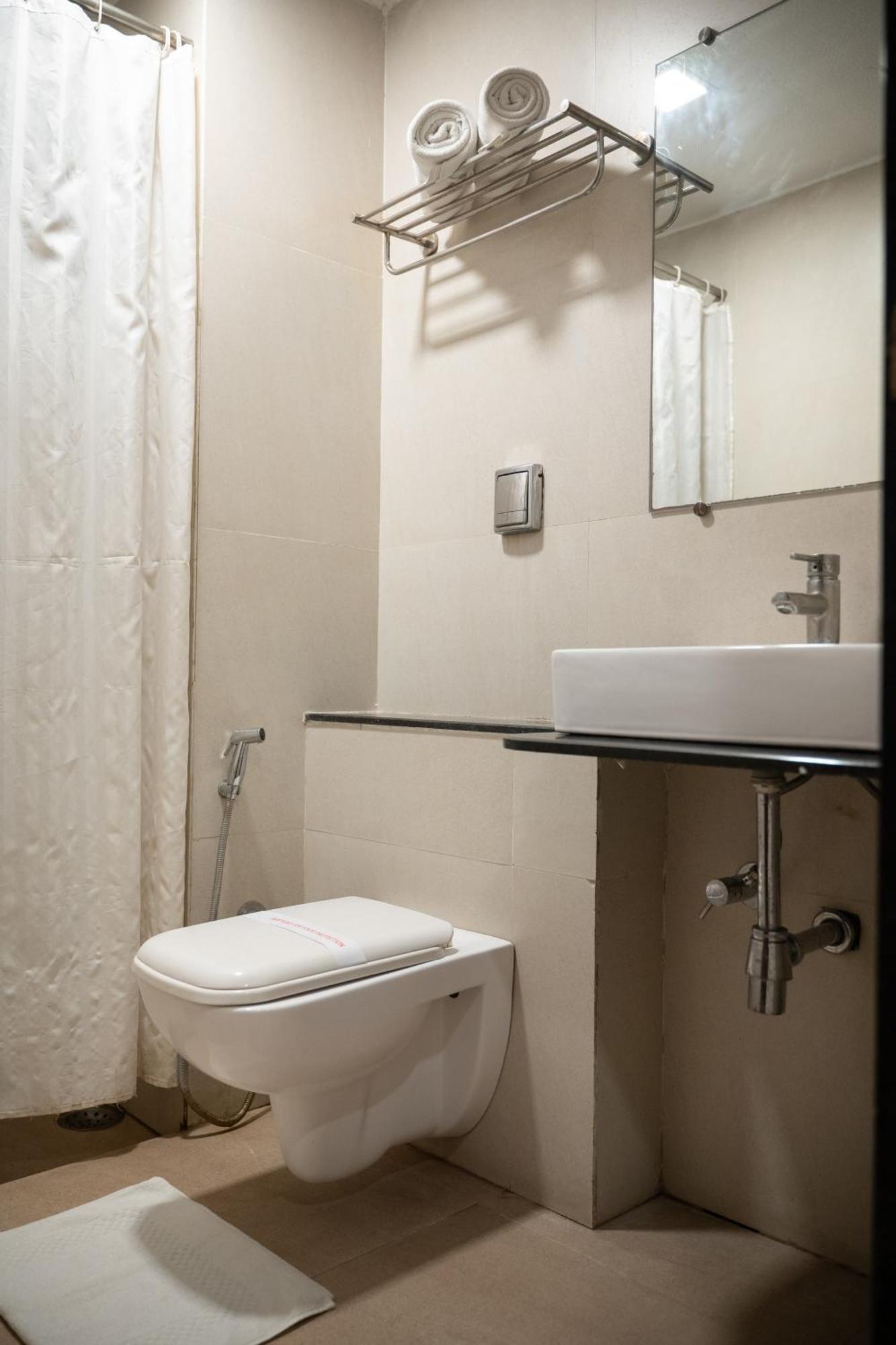 Hotel Executive Silver Inn アウランガーバード エクステリア 写真
