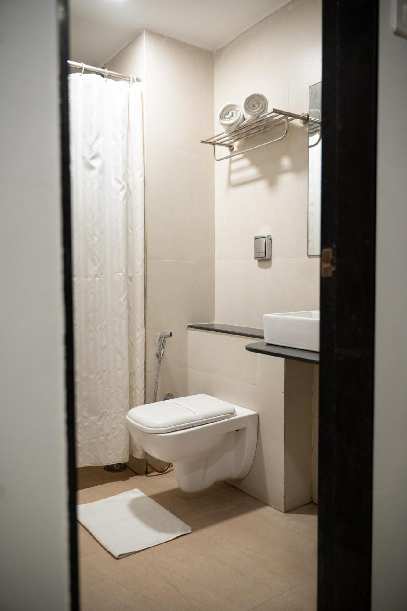 Hotel Executive Silver Inn アウランガーバード エクステリア 写真